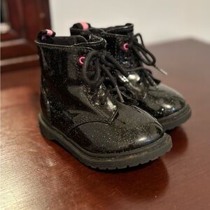 Black Glitter Kids Boots w pink accents babygirl size 5